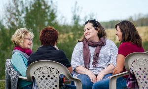 er_clinic-group-women